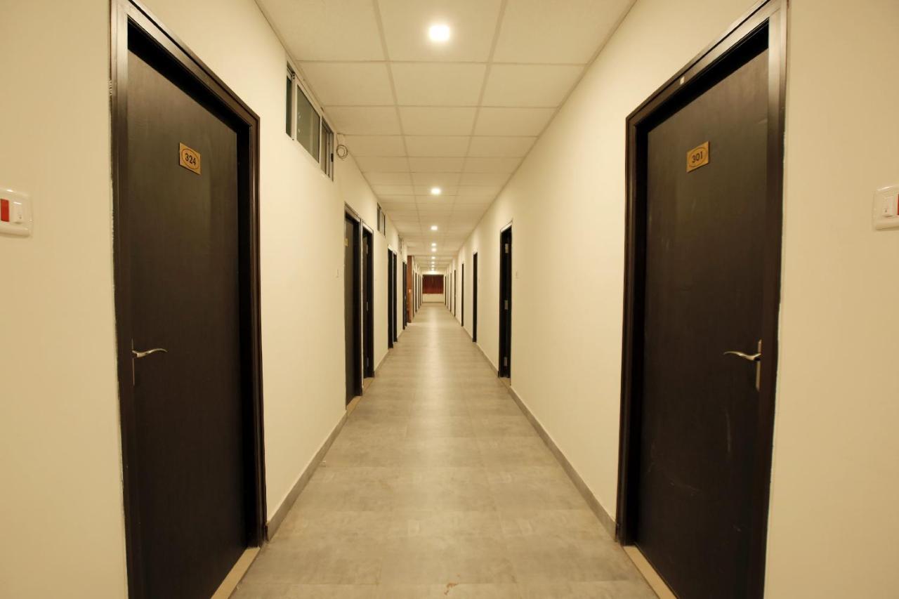 Hotel Ak International Ullal Экстерьер фото