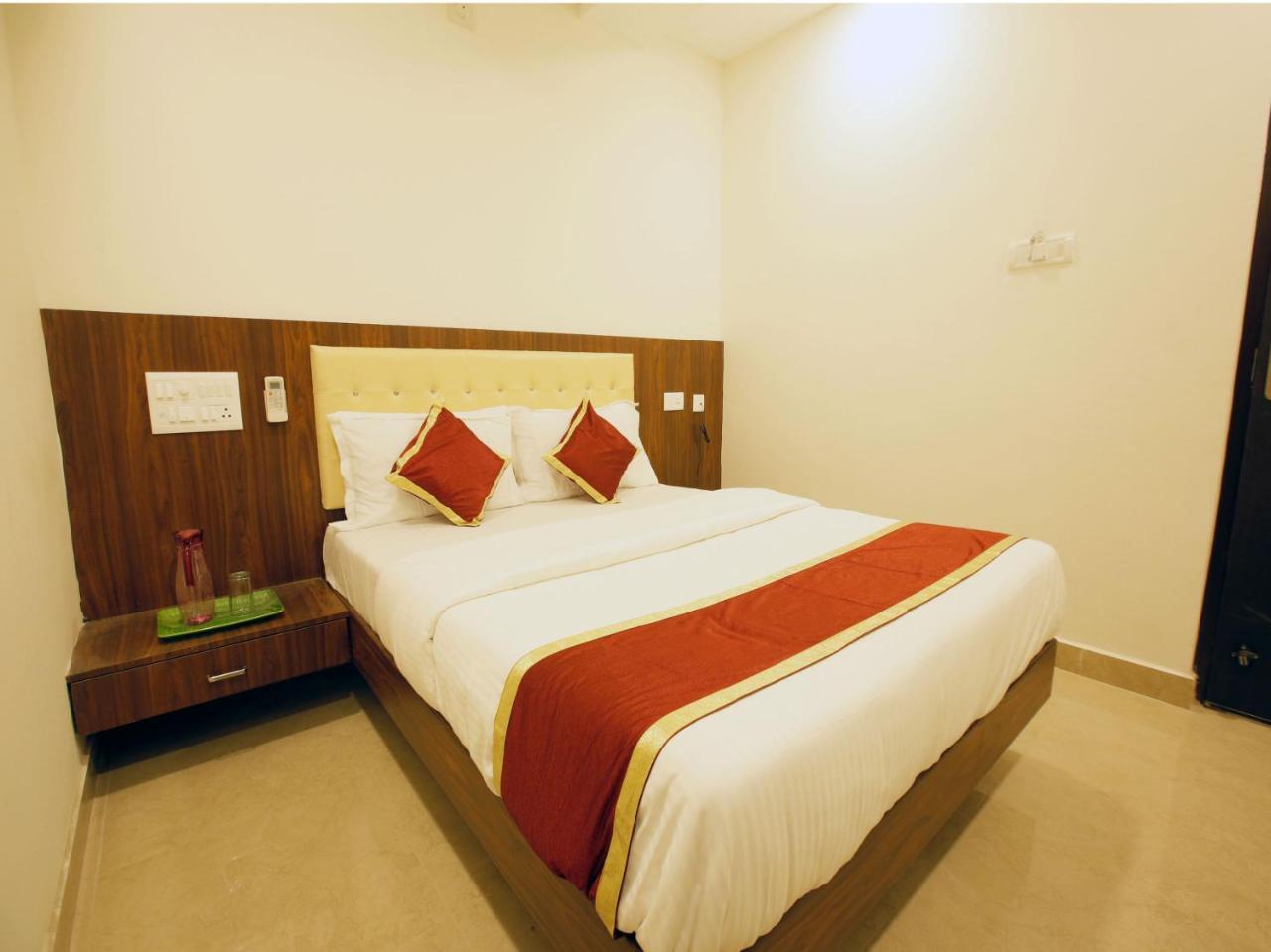 Hotel Ak International Ullal Экстерьер фото
