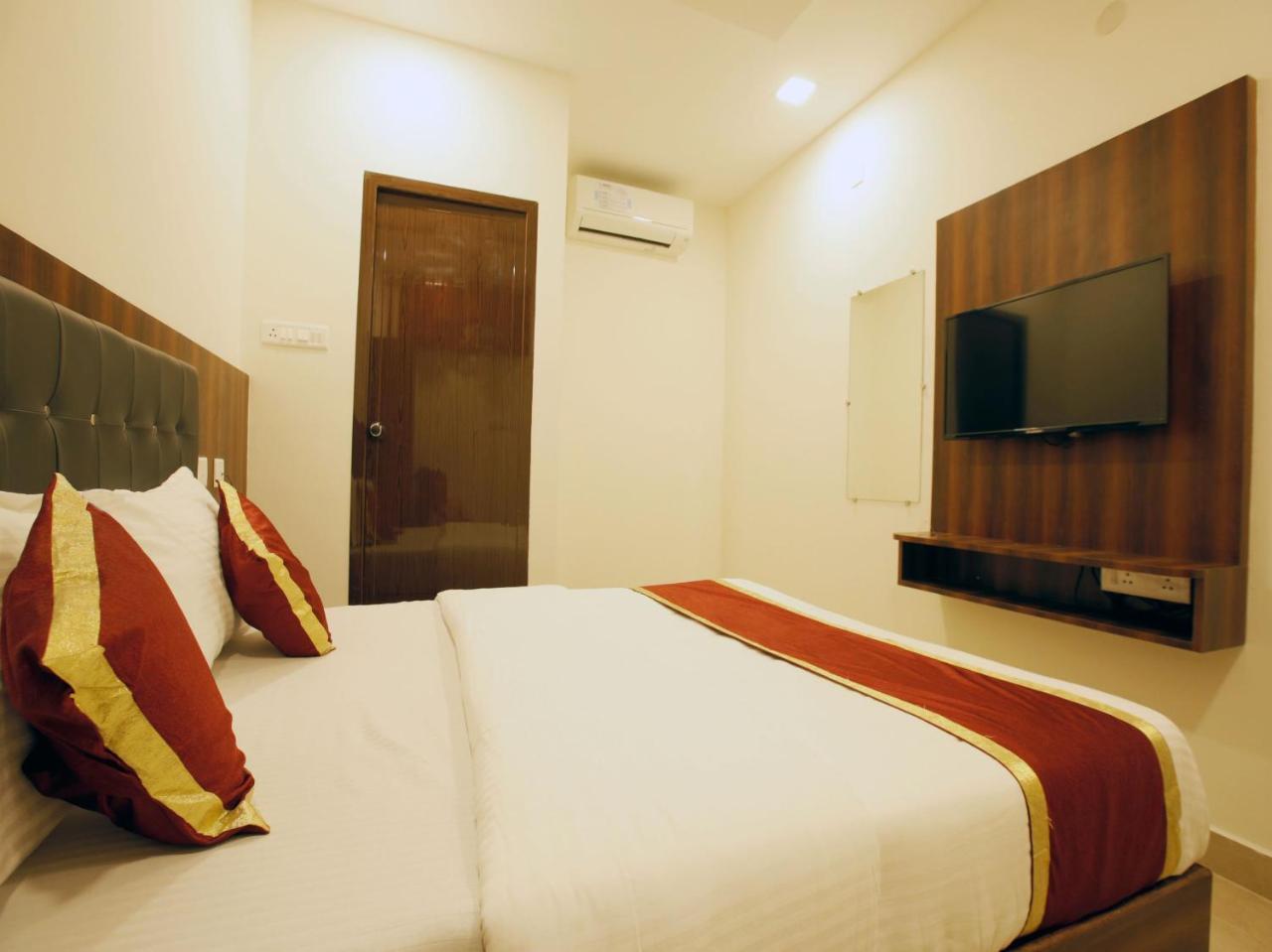 Hotel Ak International Ullal Экстерьер фото